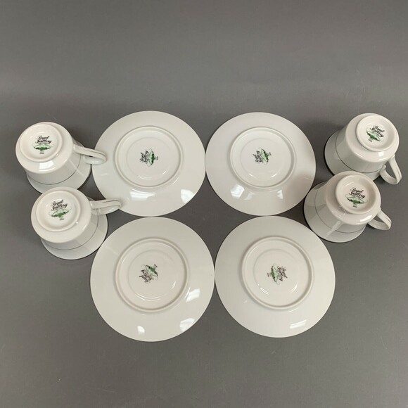 Royal Gallery Jill 9005P White Platinum Trim Cups & Saucers Set Japan Lot of 8 - Picture 4 of 5